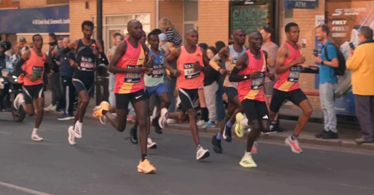 [인류 최초 마라톤 1시간대 기록] '이것' 착용하니 기록이 바뀌어버렸다