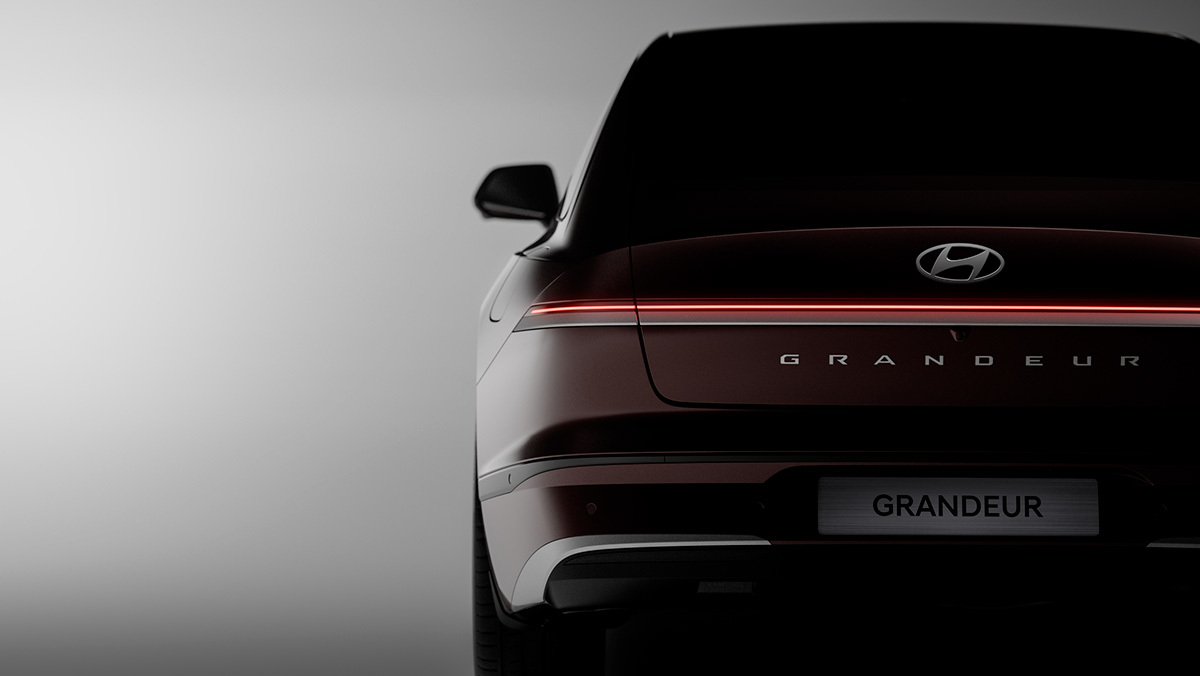 후방 방향지시등 위로 올라왔다!… 현대차, 그랜저 부분변경 공개