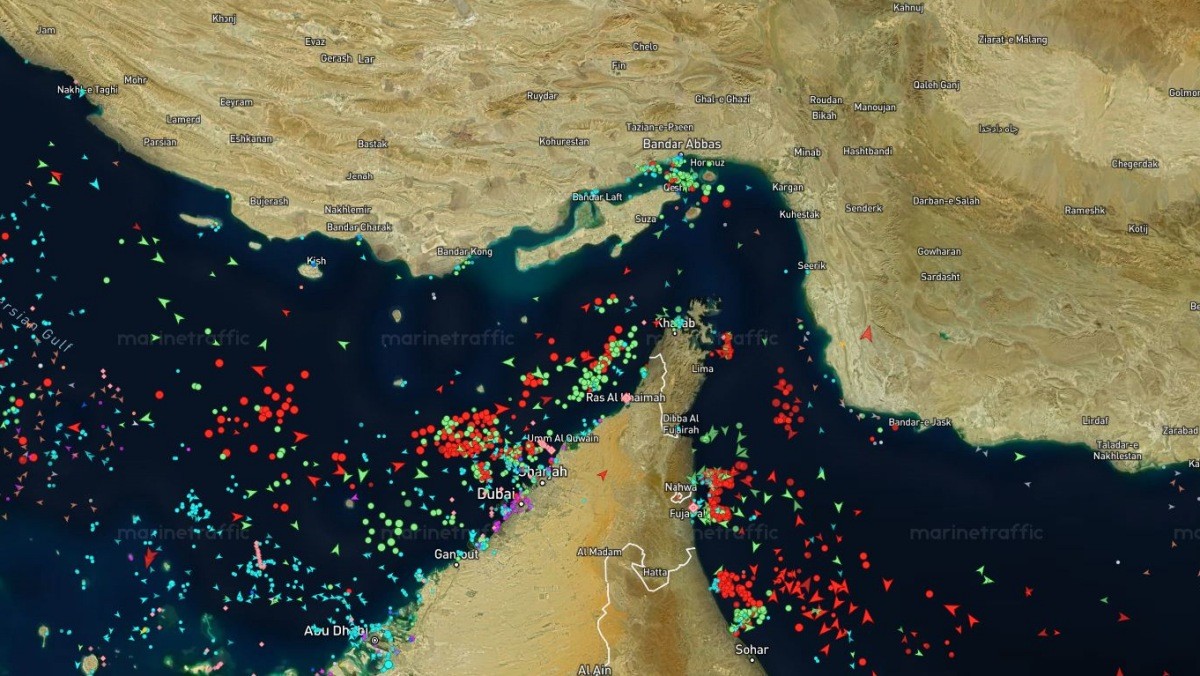 28일 오전 7시 기준 호르무즈 해협 / 마린 트래픽 (MarineTraffic ) 홈페이지 캡처