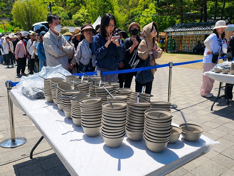 양평군 용문산 산나물축제, 탄소 10톤 줄인 '청정 축제' 모델 제시