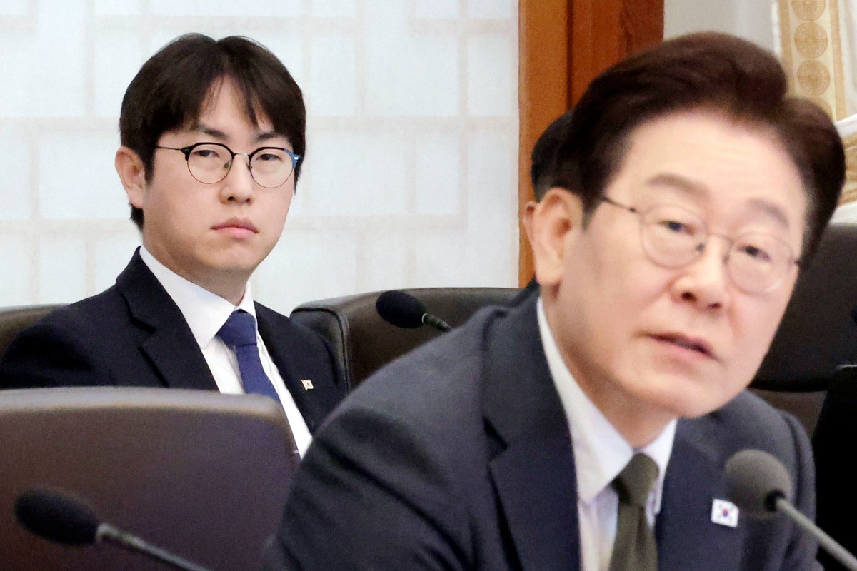 이재명 대통령 발언 듣는 하정우 수석 /     청와대통신사진기자단, 뉴스1