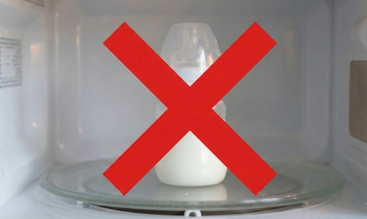 모유, 분유는 전자레인지로 가열할 경우 화상 위험과 영양소 손상 우려가 있다. 기사 이해를 돕기 위해 AI로 제작한 자료 이미지.