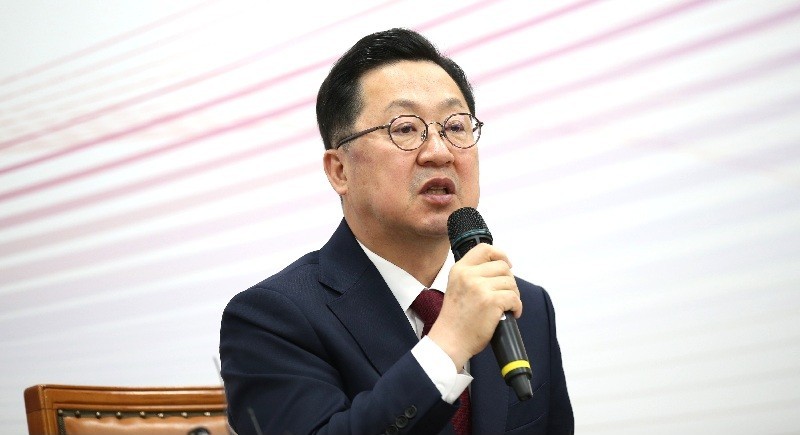이장우 대전시장이 30일 대전시청에서 열린 언론과의 대담에서 ‘일한 4년’의 성과를 강조하며 본격적인 선거전 돌입을 선언하고 있다./사진=김지연 기자