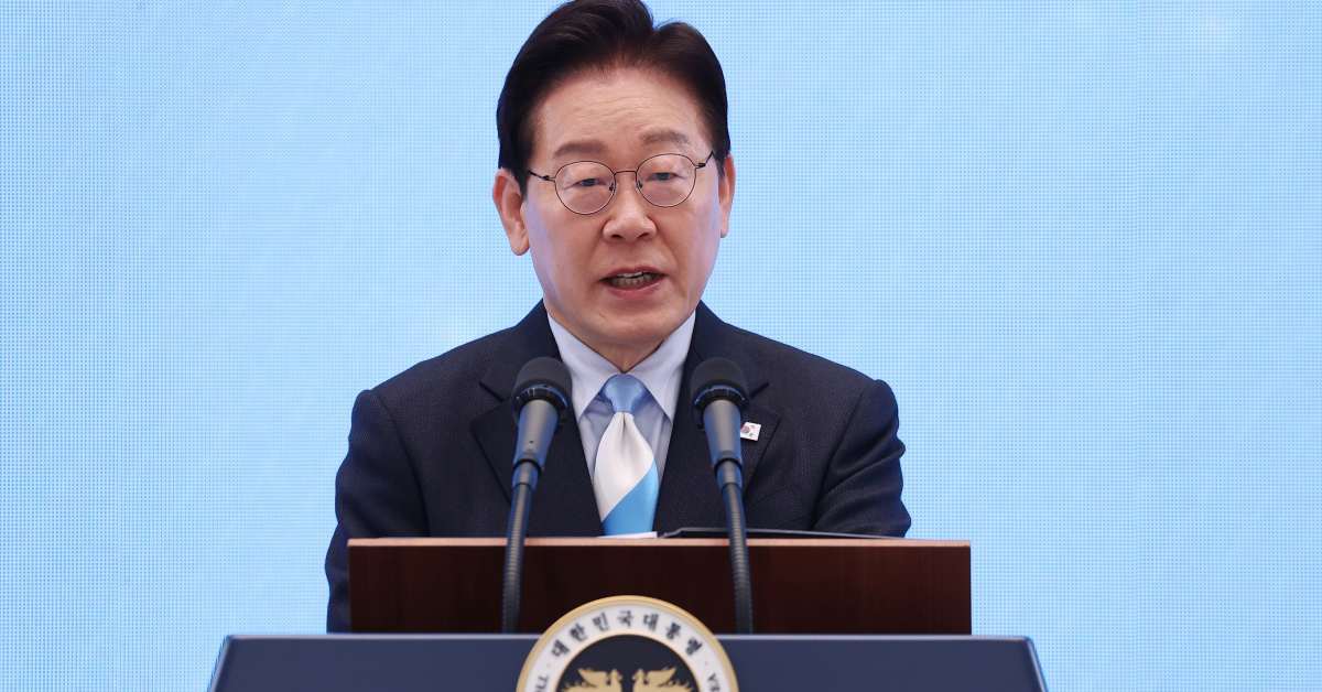 李대통령 “법정 허용치 초과 불법 대부는 무효… 안 갚아도 무방”