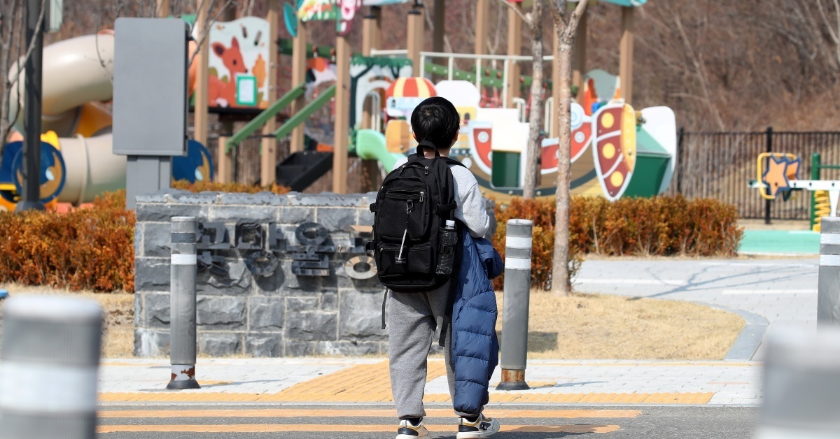 초등 고학년 2명 중 1명은 매일 한다… 부모들이 주목해야 할 ‘이 습관’