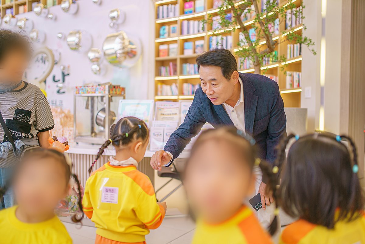 '두런두런' 늘려 방과후 돌봄까지...백영현, 생활밀착형 교육 공약 발표