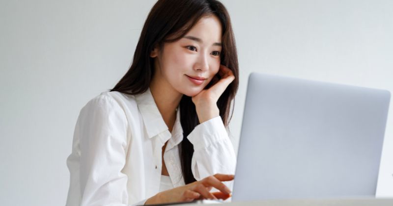 “멀리서도 한국인인 줄 알겠다”…외국인들이 말한 한국인 특징 3가지