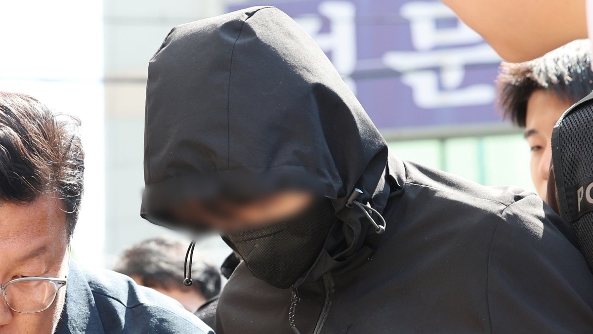 광주 여고생 살해한 20대 남성, 모습 드러냈다…“여학생인 줄 몰랐다”