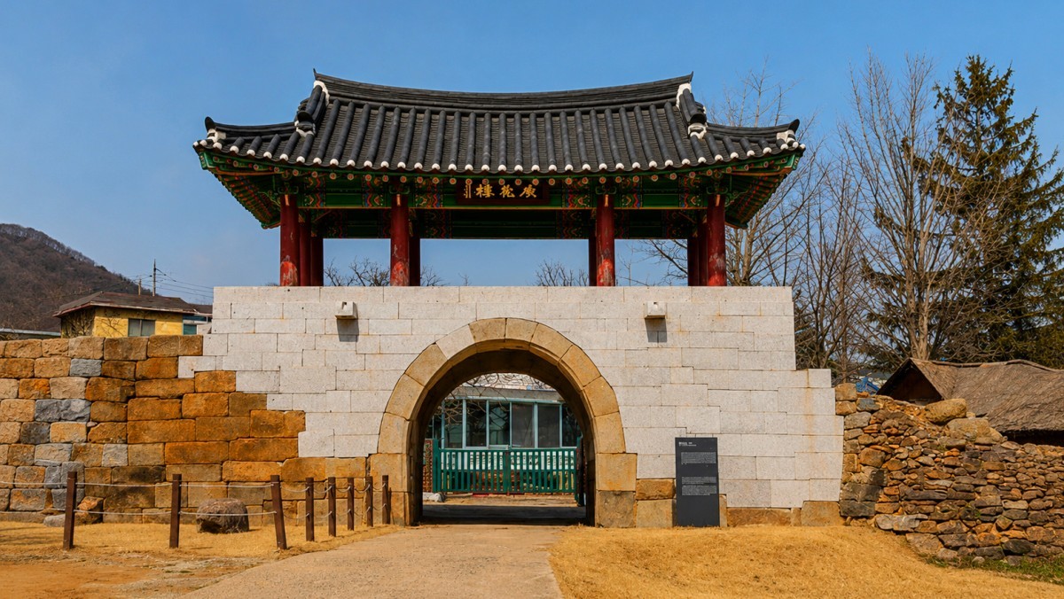 교동읍성. 기사 내용 토대로 AI툴 활용해 제작한 자료사진.