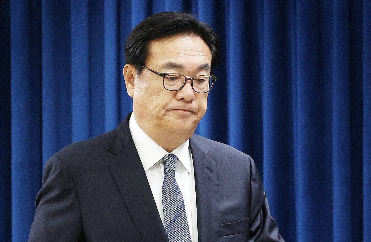 정진석, 백의종군 전격 선언 …“국민의힘 후보 신청 철회하겠다”