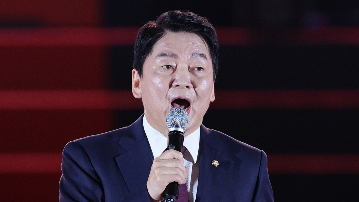 안철수 “이 대통령은 '임기 후에 재판받겠다' 이 한마디를 왜 못 하나”