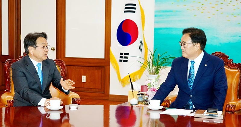 "투표용지조차 뺏어간 비겁한 여의도"… 강기정·우원식, 5·18 개헌 '끝장 2차전' 배수진