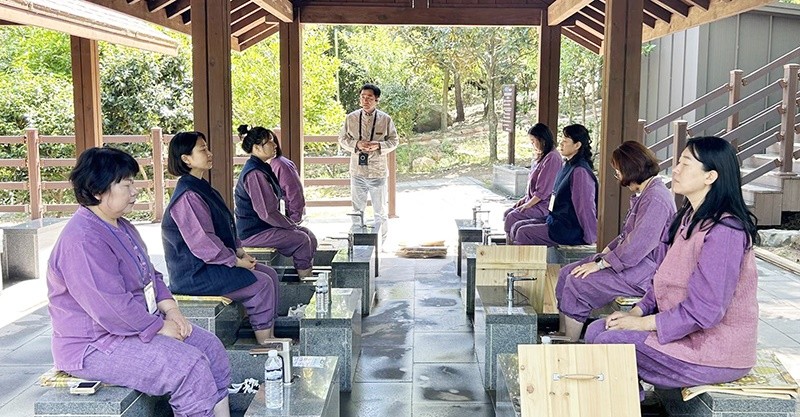 장흥군은 지난 6일 지역민의 마음건강 회복을 돕기 위해 ‘마음비움과 채움’ 힐링 프로그램을 운영했다. / 장흥군