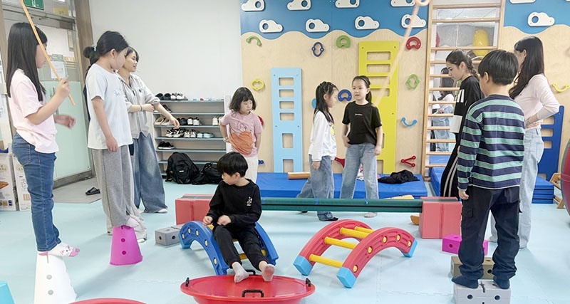 "땅따먹기 하며 쑥쑥 자라요"… 호남대, 초등생 홀린 'K-놀이터' 대성황