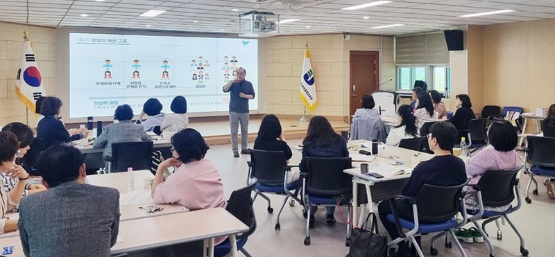 "가해자 처벌이 끝이 아니다"… 전남교육청, 학폭 상처 꿰매는 '관계 회복' 팔 걷었다