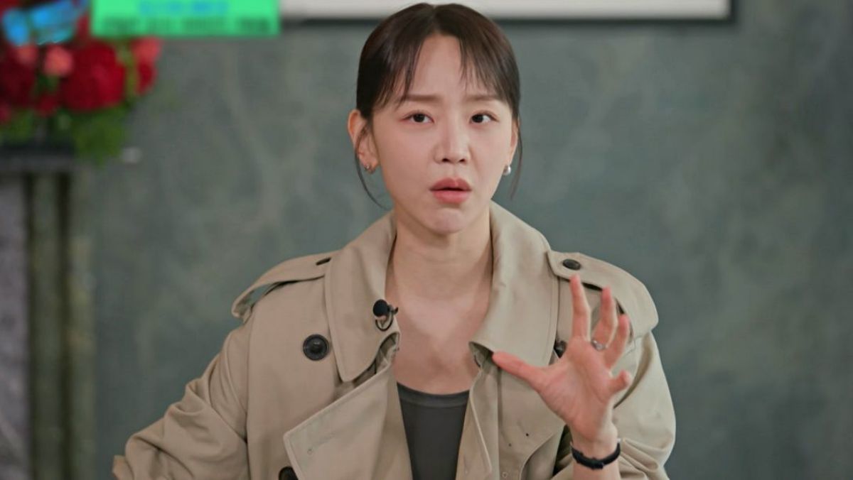 난리 난 유퀴즈 '신혜선 트렌치코트'…대체 어디 브랜드 옷? (+가격대)