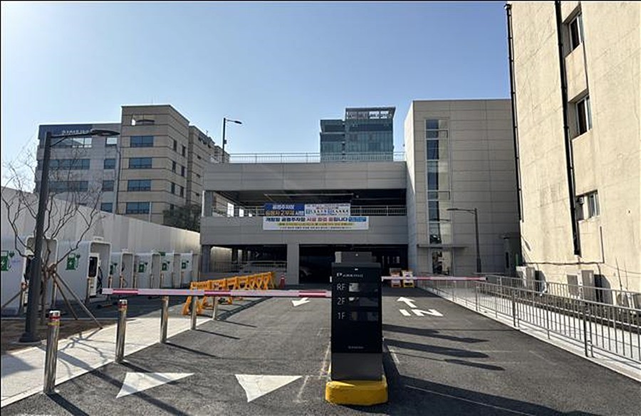 개항장 공영주차장 입구
