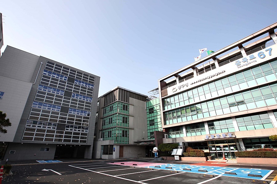 인천 동구, 취약계층 주거 안전망 강화...'안심 방범창' 설치 지원
