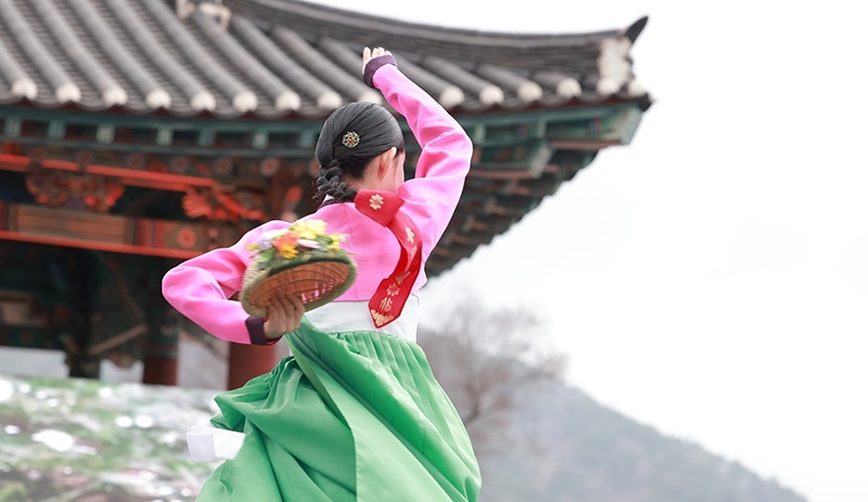 "조선시대로 완벽 타임슬립!"… 런웨이 품은 나주 읍성, 거대한 야외극장으로 깨어난다