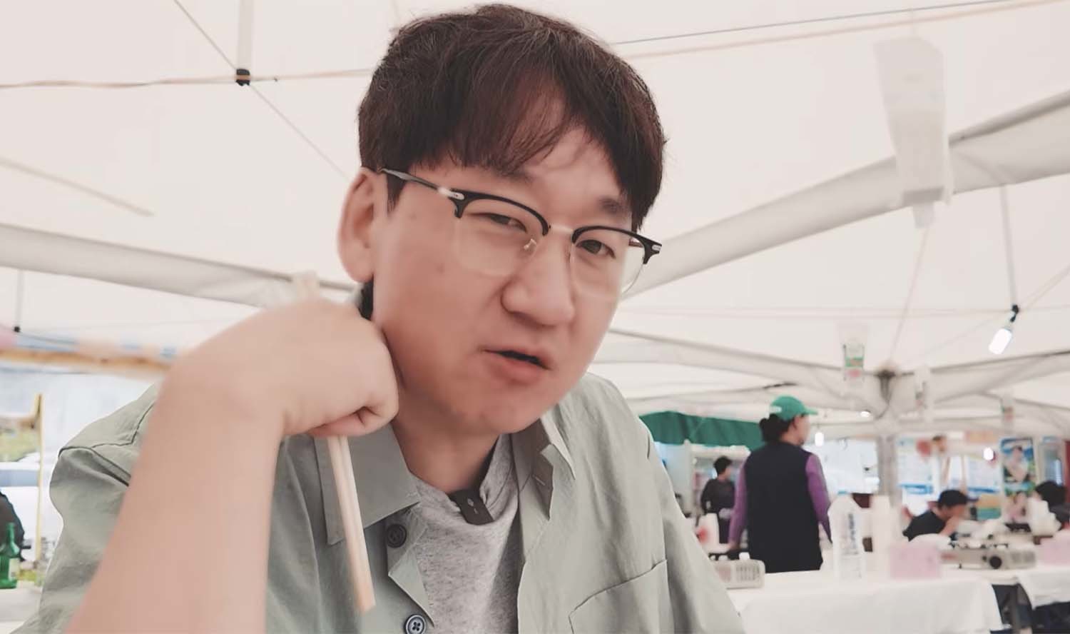 '구독자 132만' 유튜버가 "절대 회사 관두지 말라" 신신당부하는 이유