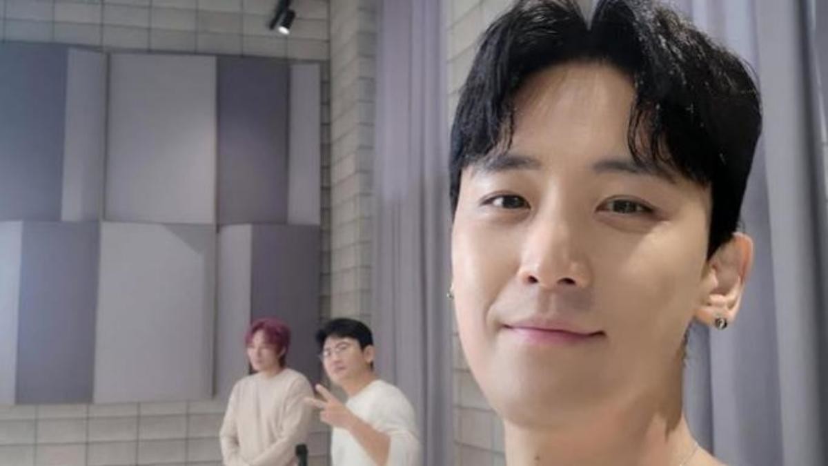 최현준과 V.O.S 멤버들. / 최현준 인스타그램
