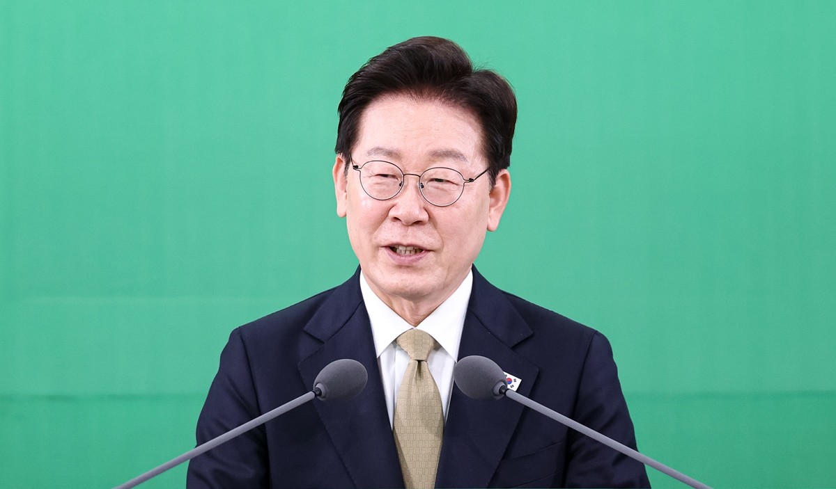 이재명 대통령이 14일 경기 성남시 분당구 새마을운동중앙회에서 열린 현장간담회에서 발언하고 있다. / 연합뉴스