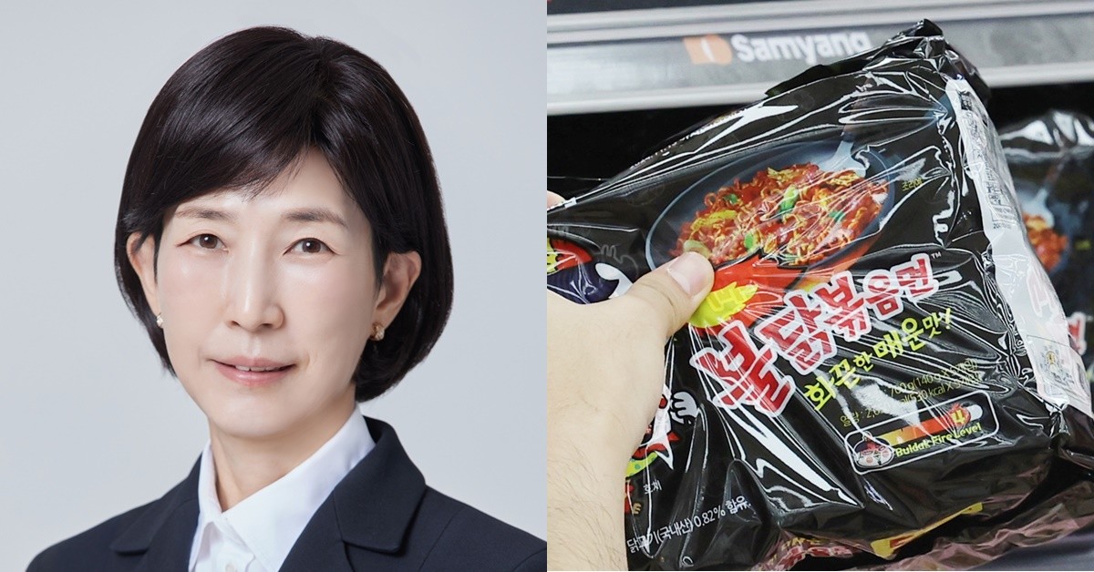 삼양그룹 회장으로 승진한     김정수 삼양식품 부회장과 삼양식품 대표 제품인 불닭볶음면 / 삼양그룹 제공, 뉴스1