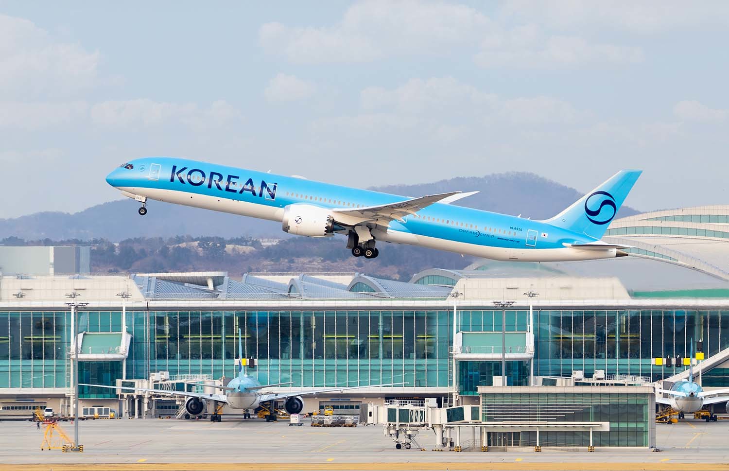 세계 항공업계 판도 바뀐다... 세계 10위권 초대형 한국 항공사 탄생 