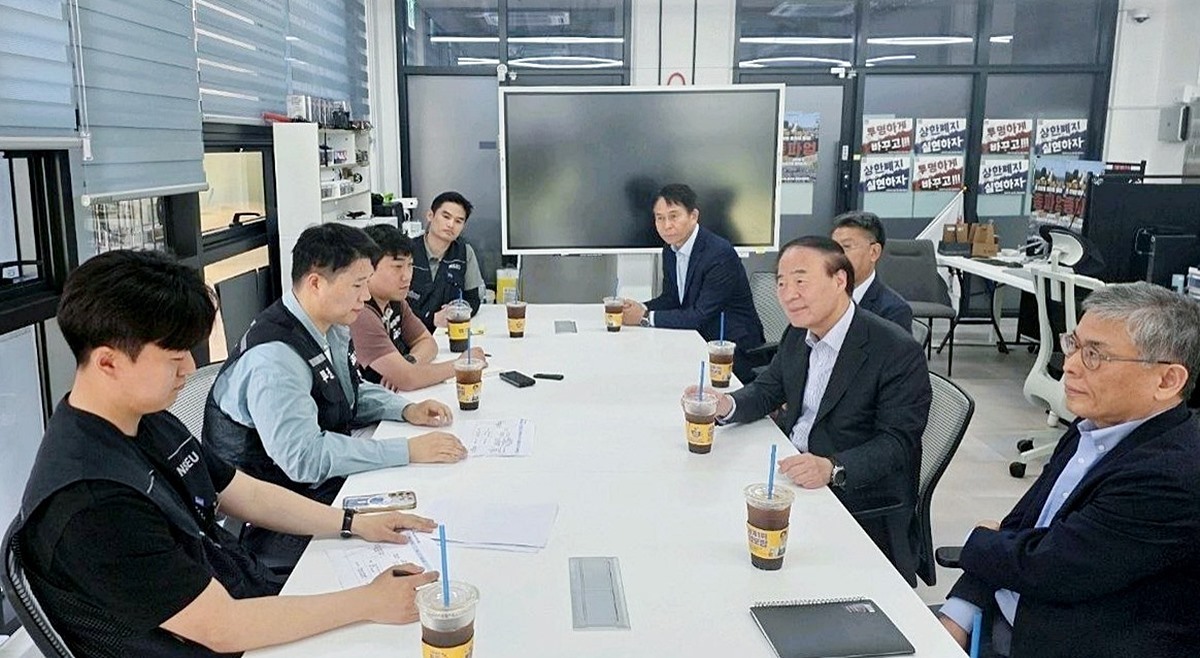 “삼성전자, 메모리에 600%·파운드리에 50∼100% 성과급 제안” (로이터)