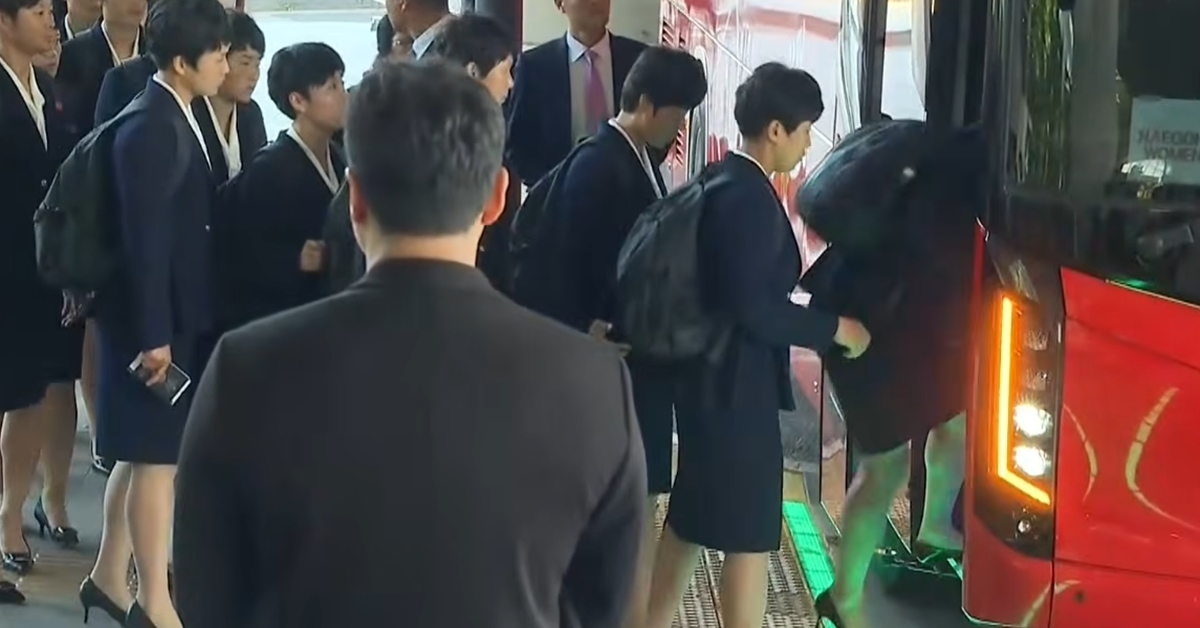 북한 여자축구단, 12년 만에 방남... 20일 수원서 남북 대결 펼친다 (일정)