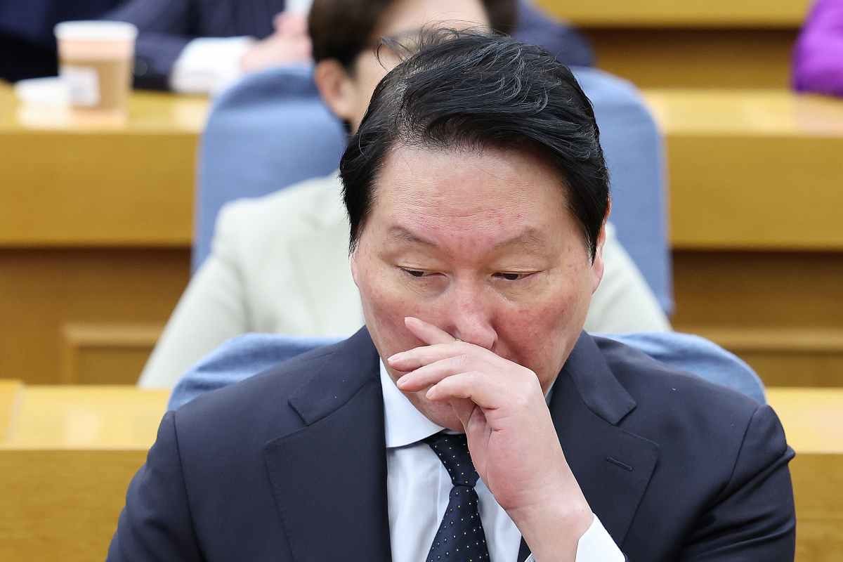 생각에 잠긴 최태원 회장. / 뉴스1