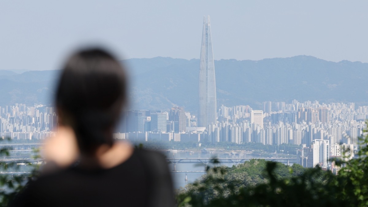 서울 남산에서 바라본 서울 시내 아파트 단지의 모습. / 뉴스1