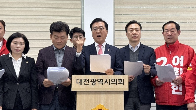조원휘 “주민 삶부터 지켜야”...송전선로 재검토 촉구
