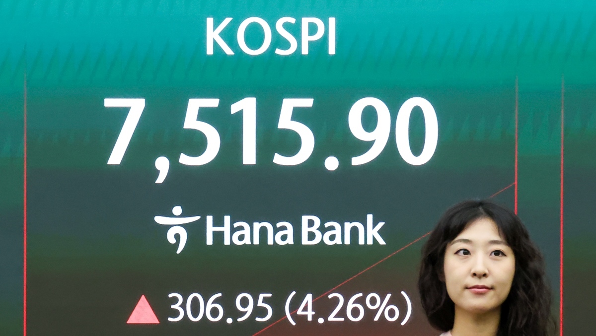 [속보] 코스피·코스닥, 매수 사이드카 동시 발동…코스피 7500 돌파