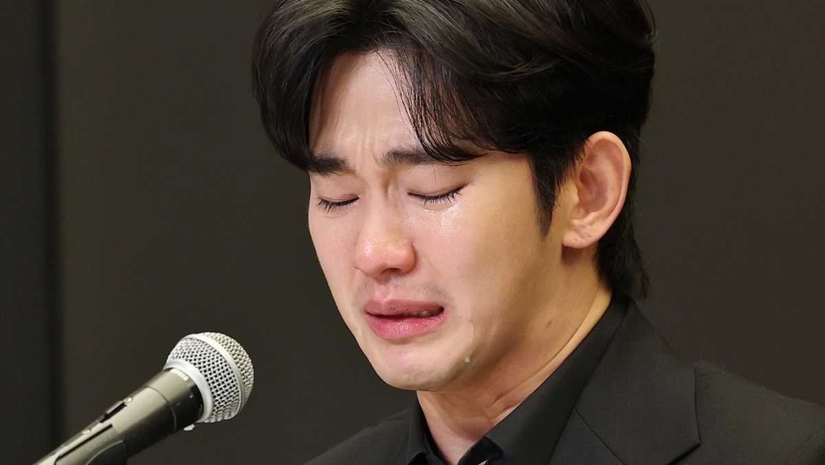 “김수현, 현재까지 정신과 치료 중”…고 김새론·김수현 사건 경찰 수사 결과