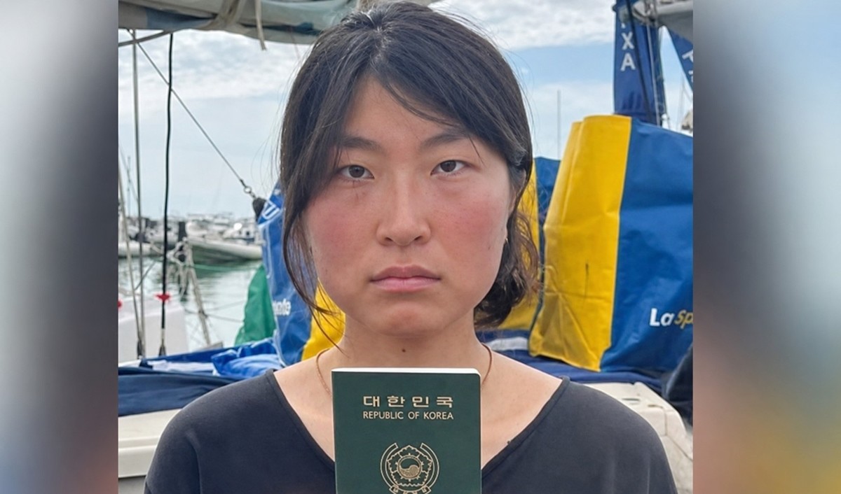 김아현 활동가 자료 사진. 이스라엘군에 나포됐다가 석방된 한국인 활동가 김아현(활동명 해초) 씨가 태국을 거쳐 오는 22일 귀국할 예정인 것으로 전해졌다. 김아현 씨 등 활동가들은 최근 팔레스타인 자치령 가자지구로 향하던 국제 구호선단에 탑승했다가 이스라엘군에 나포됐다. 이 가운데 김 씨는 지난해 10월에도 같은 활동에 참여했다가 이스라엘군에 체포된 뒤 석방됐다. / 강정친구들 제공-연합뉴스