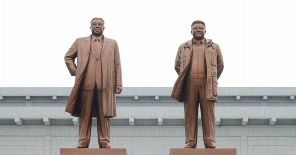 대한민국서 김일성·김정일 동상을 대놓고?...파주의 수상한 '북한박물관'
