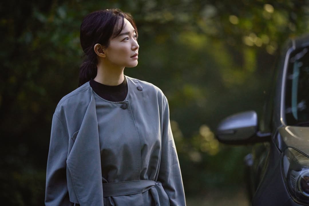 Shin Min-a still from Pupil / BY4M STUDIO