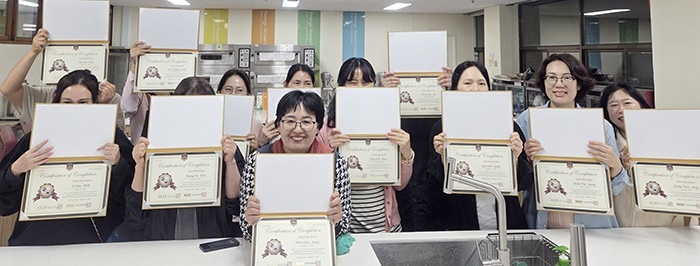 광주여대 영양식품학과, 성인학습자 12명 핸드드립 전문자격 결실 눈길끌어