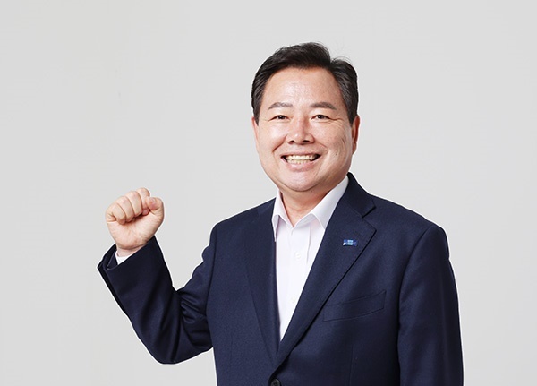 이윤행 함평군수 후보, 부처님오신날 맞아 자비와 화합의 지역공동체 강조