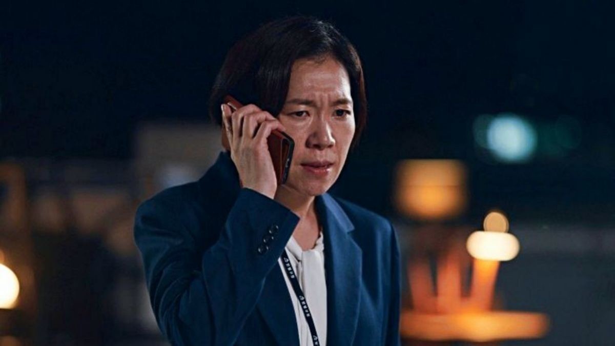 배우 염혜란. '매드 댄스 오피스' 스틸컷. / 디스테이션 제공