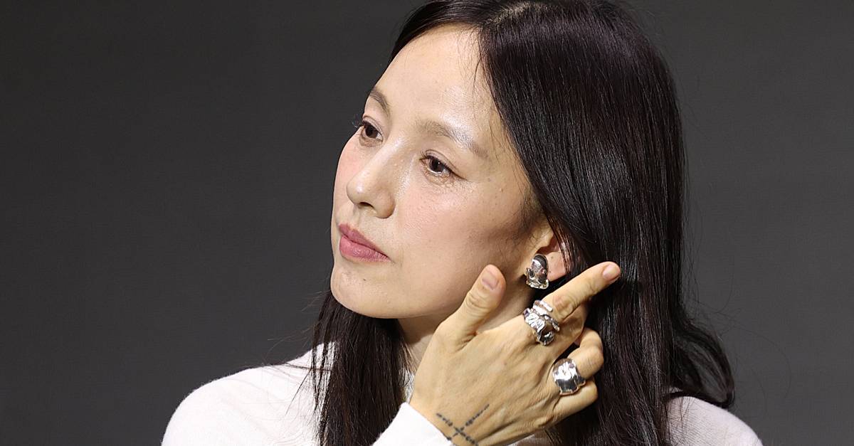 “연락받고 간 게 아니다”...이효리 부친상 빈소 조용히 다녀간 ‘남자 연예인’