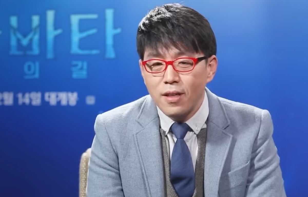 이동진 자료사진. / 유튜브 'B tv 이동진의 파이아키아'