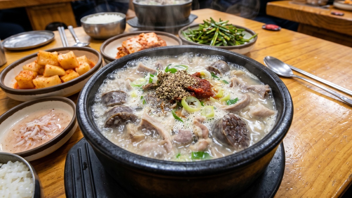 속이 다 풀린다…27일 '생방송 투데이' 내용물 푸짐한 순댓국 맛집