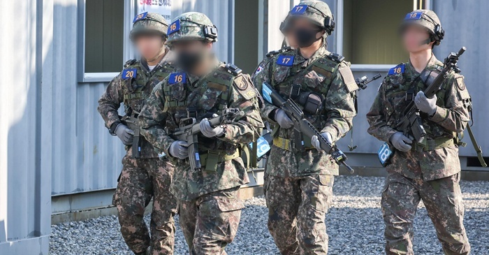 사망자 나온 예비군 훈련 참가자 "땡볕에 대기하고, 노상방뇨 시켰다"