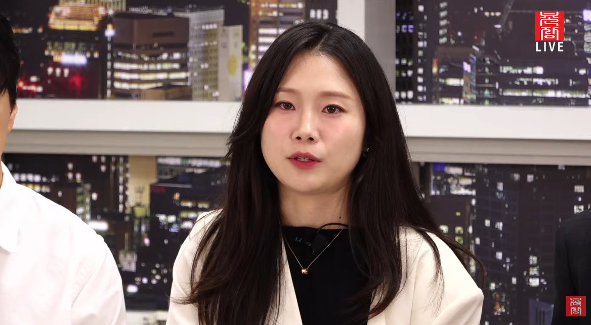 '나는 솔로' 유튜브 라이브 방송에 출연한 31기 순자 / 유튜브 '촌장엔터테인먼트TV'