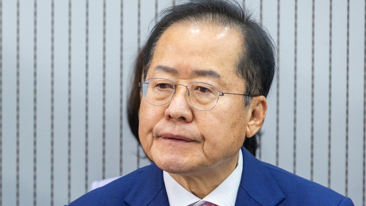 홍준표 “박근혜 내세운 감성자극 투표로는 대구 미래 암담…김부겸 지지”