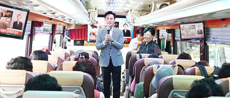 구상봉 북광주농협조합장이 회원들에게 인사말을 하고 있다.