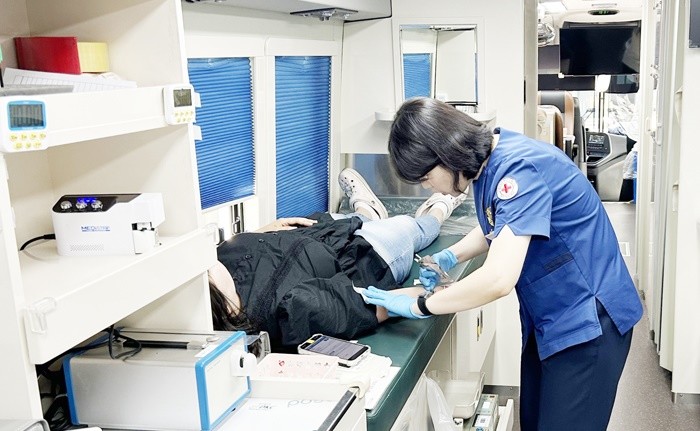 함평군이 혈액 수급 안정화를 돕고 헌혈 문화를 확산하기 위해 ‘사랑의 헌혈’ 행사를 열고 따뜻한 생명 나눔을 실천했다. / 함평군