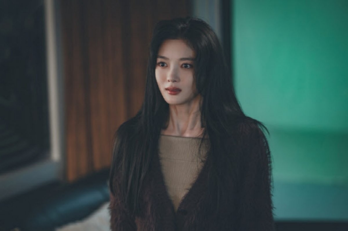 '친애하는 X' 백아진 역의 김유정. / 티빙 제공